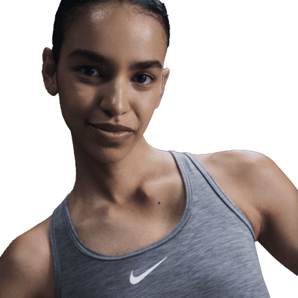 Women's Nike Swoosh Medium Support