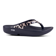 OOFOS-Women's OOFOS OOlala Limited Thong-Black/Cheetah-Pacers Running